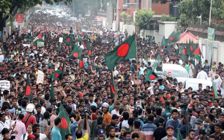 রাজপথে ফের সোচ্চার বৈষম্যবিরোধী ছাত্র আন্দোলন